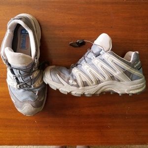 Saloman hiking shoes